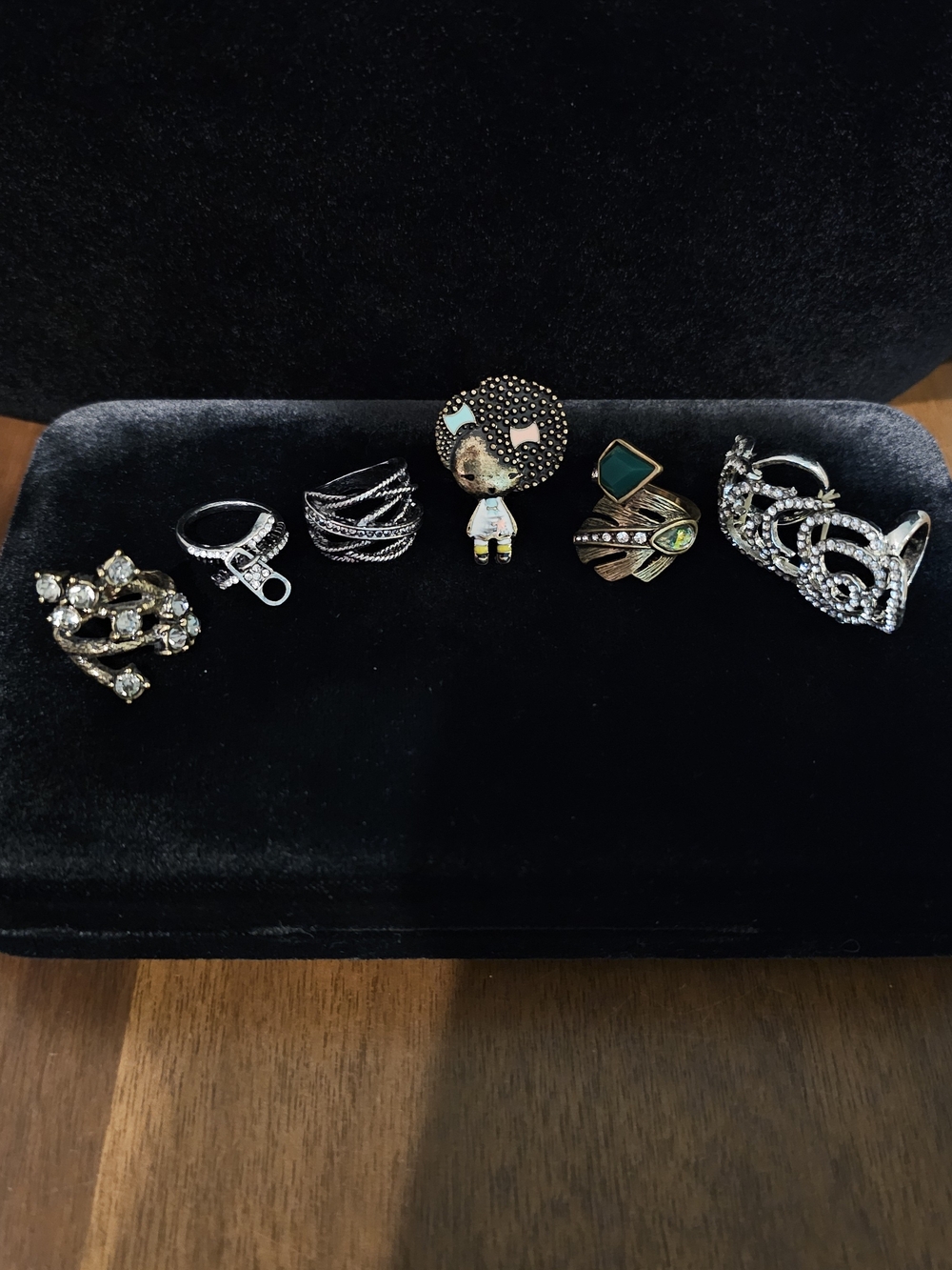 Mixed Silver and Gold Women's Fashion Rings Set with Green Accent